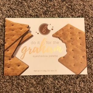 beauty bakerie eyeshadow palette